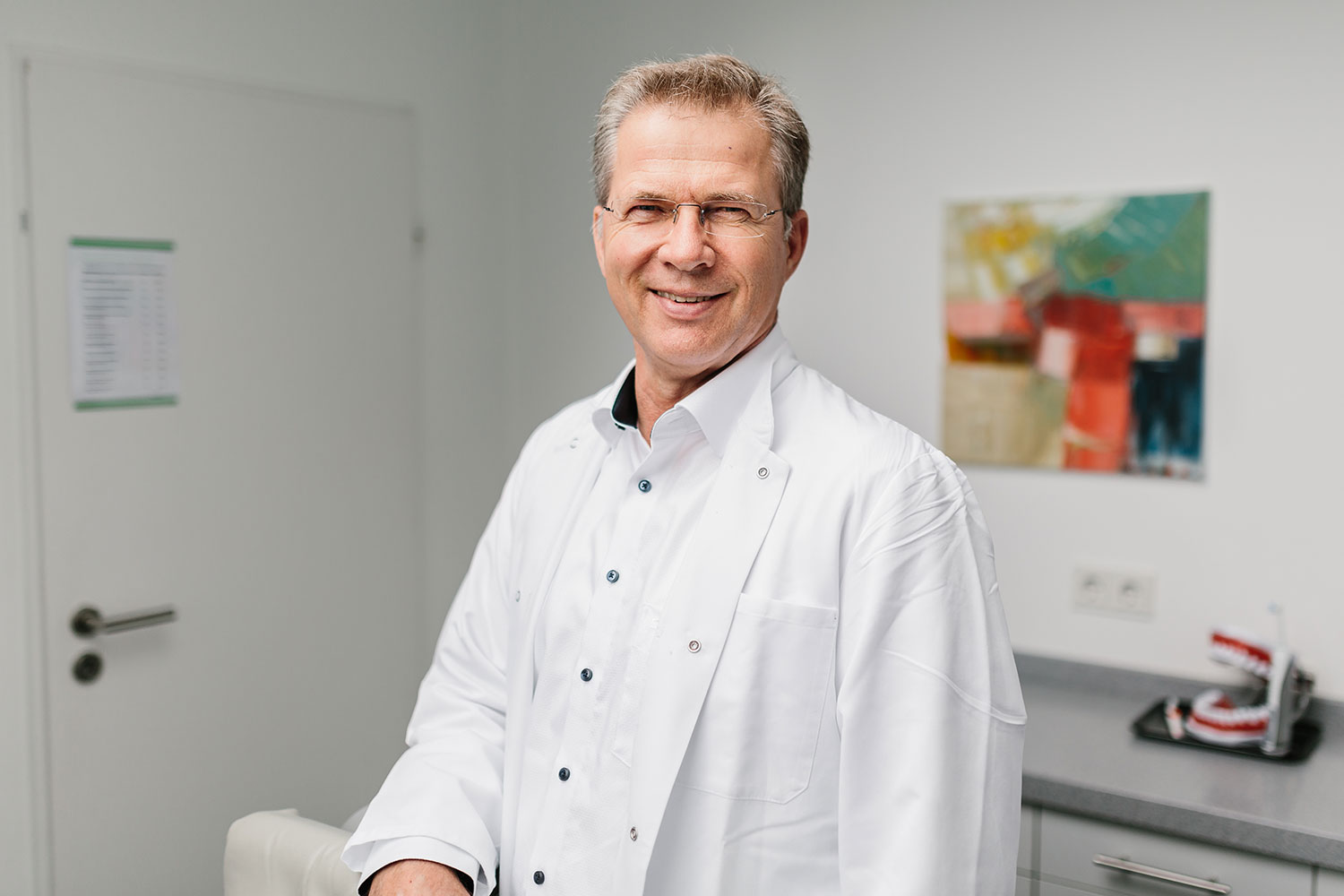 Dr. Stephan Clasen